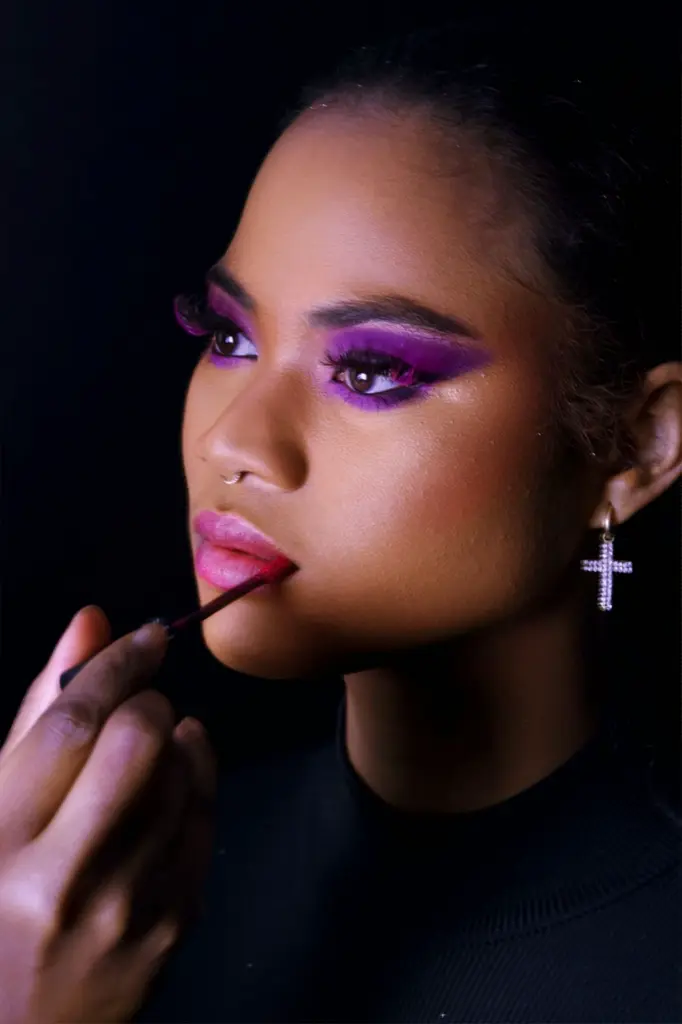 Maquillage prune avec la palette Purple Dream